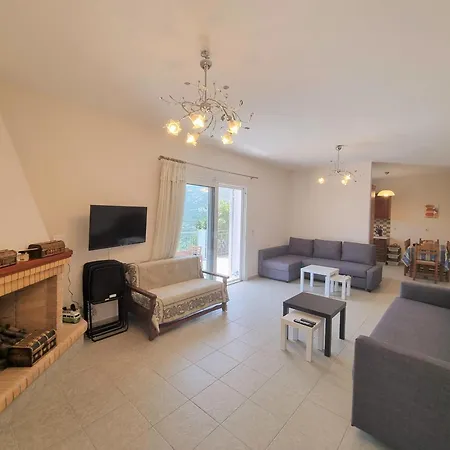 Ionian Blue House 3br Retreat Near Myrtos *